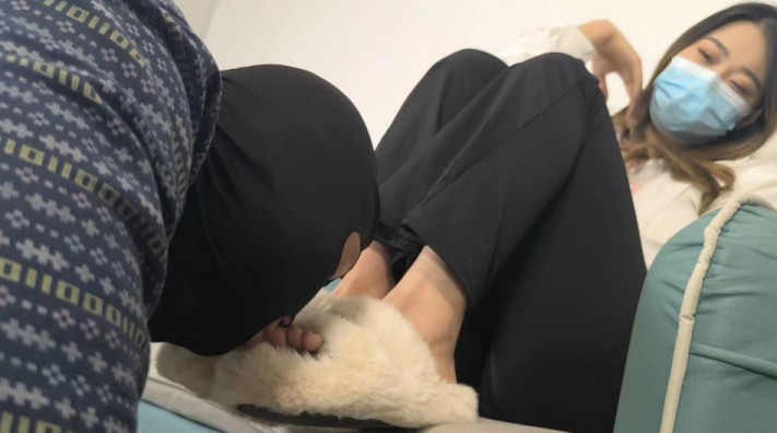 图片[2]_【女神学院·温妤】开发口水舔狗_绳缚吧