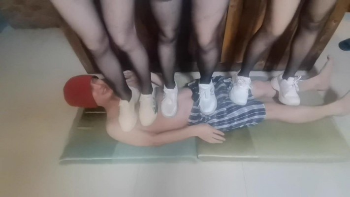 图片[8]_6人狂踩痛苦面具_绳缚吧