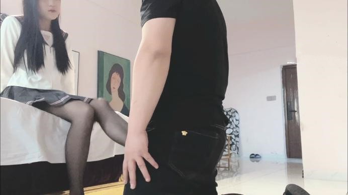 图片[4]_中韩混血女学生生董小姐仿日式女教师黑丝美脚羞辱邻家学生踢裆脚崇拜_绳缚吧