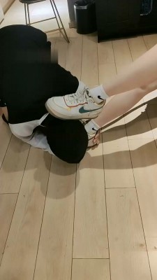 图片[2]_【青岛00后】脏鞋臭脚清理干净_绳缚吧