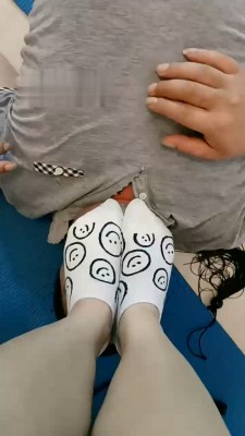 图片[3]_【深圳乐乐】脚趾夹鼻/白袜jio捂脸/鞋插嘴/胯下辱_绳缚吧