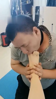 图片[6]_【深圳乐乐】脚趾夹鼻/白袜jio捂脸/鞋插嘴/胯下辱_绳缚吧