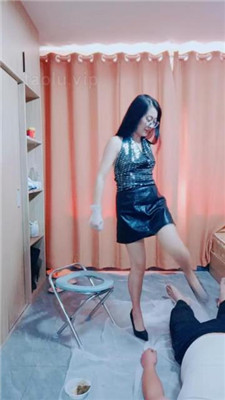 图片[6]_【依然】强迫圈养奴吃hj/藤条抽/高跟踩_绳缚吧