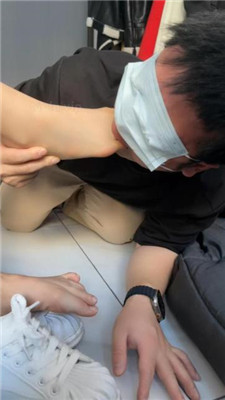 图片[6]_【玥野兔】舔脏小白鞋原味棉袜_绳缚吧