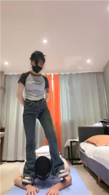 图片[10]_【不期而遇】圣水超多/高跟喂食/踩踏踩手/迷恋臀部_绳缚吧