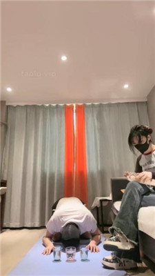 图片[18]_【不期而遇】圣水超多/高跟喂食/踩踏踩手/迷恋臀部_绳缚吧