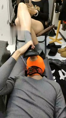 【玥野兔】皮鞋原味棉袜踩脚垫_绳缚吧