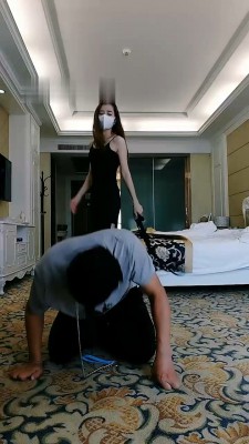 图片[6]_【多多】高跟踩狗爪/踩狗脸/鞭打_绳缚吧
