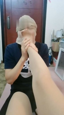 图片[2]_【成都叶子】丝袜高跟的绝望-骑马_绳缚吧