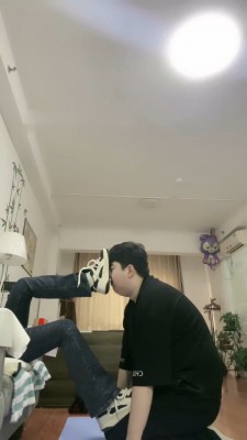 图片[2]_【不期而遇】胶皮头套闻袜香/胶带勒脖/吃呕吐物_绳缚吧