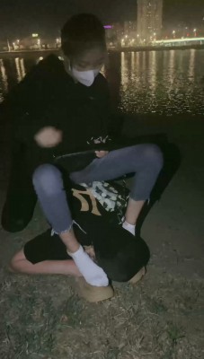 图片[3]_【尤黎】原味鞋袜户外公开处刑大学生_绳缚吧