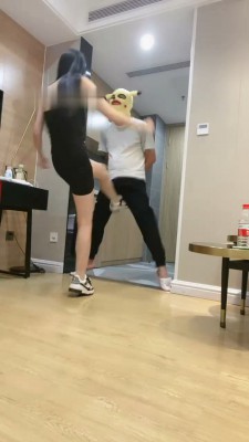 【陈甜女帝】重度连环提档/船袜脚踩踏_绳缚吧