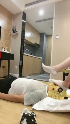 图片[14]_【陈甜女帝】重度连环提档/船袜脚踩踏_绳缚吧