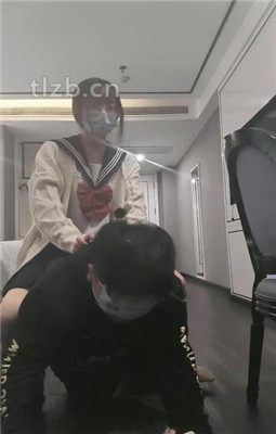 图片[15]_【可爱鬼】JK学生主-皮鞋白袜-踩踏闻舔/头顶鞋/喝厕所水_绳缚吧