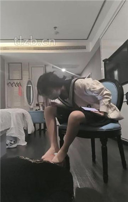图片[17]_【可爱鬼】JK学生主-皮鞋白袜-踩踏闻舔/头顶鞋/喝厕所水_绳缚吧