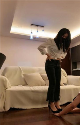 图片[2]_【宝爷】裸足深喉/高跟虐乳/舔脏鞋_绳缚吧