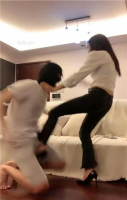 图片[10]_【宝爷】裸足深喉/高跟虐乳/舔脏鞋_绳缚吧