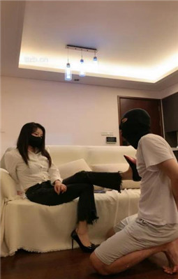 图片[11]_【宝爷】裸足深喉/高跟虐乳/舔脏鞋_绳缚吧