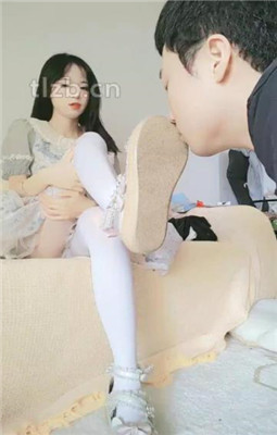 【奶味小仙女】萝莉主-皮鞋白袜恋足舔_绳缚吧