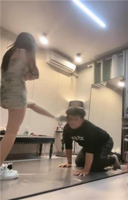 图片[3]_【伊楠】调-惩戒打手心/高跟踩踏/裸足插嘴踩脸_绳缚吧