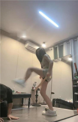 图片[6]_【伊楠】调-惩戒打手心/高跟踩踏/裸足插嘴踩脸_绳缚吧