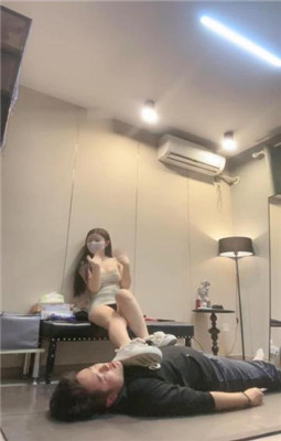 图片[15]_【伊楠】调-惩戒打手心/高跟踩踏/裸足插嘴踩脸_绳缚吧