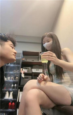 图片[20]_【伊楠】调-惩戒打手心/高跟踩踏/裸足插嘴踩脸_绳缚吧