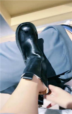 图片[18]_【绝美兔女王】跪舔裸足/转胯骑马/高跟踩踏_绳缚吧