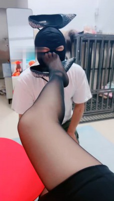 图片[3]_【木子大大】嘴叼高跟/掐乳/转胯/深喉黑丝恋足舔_绳缚吧
