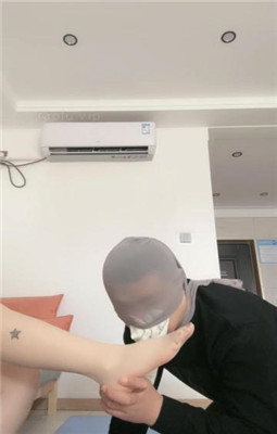 图片[3]_【不期而遇】脚踩脖子窒息/圣水/重度踢踹_绳缚吧