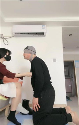 图片[15]_【不期而遇】脚踩脖子窒息/圣水/重度踢踹_绳缚吧