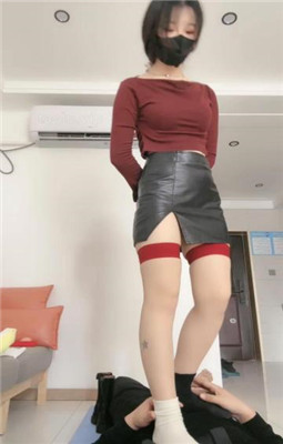 图片[18]_【不期而遇】脚踩脖子窒息/圣水/重度踢踹_绳缚吧