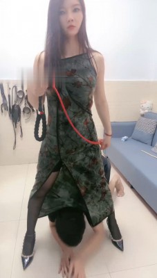 图片[9]_【木子大大】耳光/黑丝高跟抽/嘴叼鞋/骑马爬行_绳缚吧
