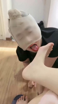 图片[3]_【糯米姐姐】sp/踩狗头/舔原味jio/伺候洗脚_绳缚吧