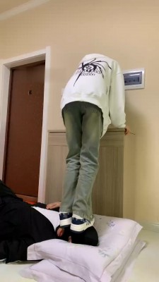 图片[4]_【精神小妹】6S学生主-重度全体重踩/踢踹_绳缚吧