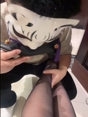 图片[5]_酒店玩舔空姐的黑丝原味臭脚_绳缚吧