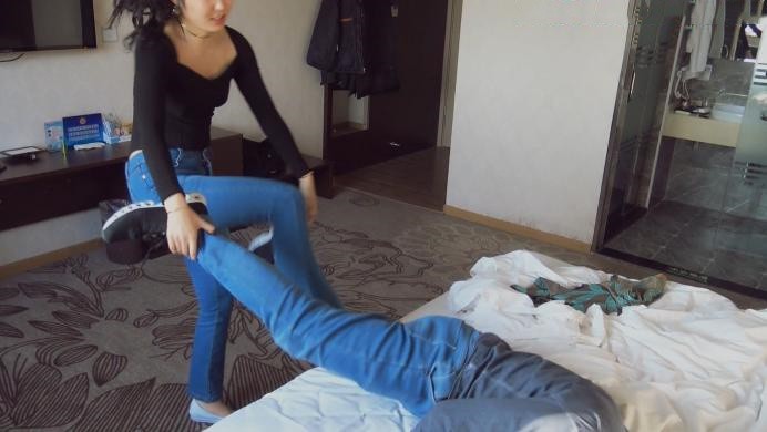图片[20]_晓时代 新疆小姐姐踢打完虐嘴损挑事男_绳缚吧