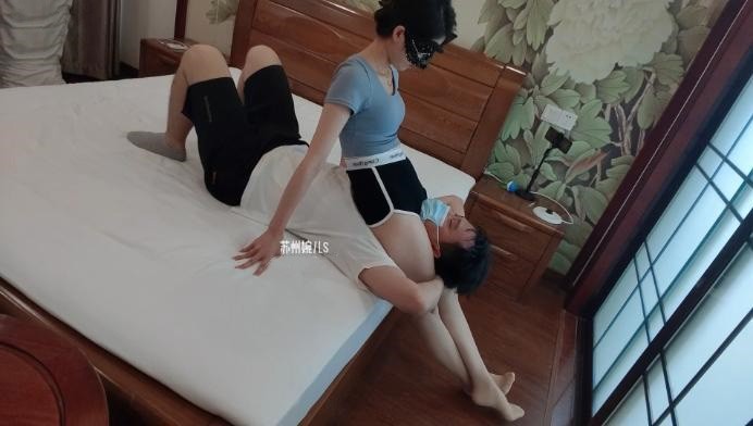 图片[12]_【婉儿原创】腿绞挑战多次晕厥 婉儿肉丝美腿绞杀前来挑战的小伙_绳缚吧