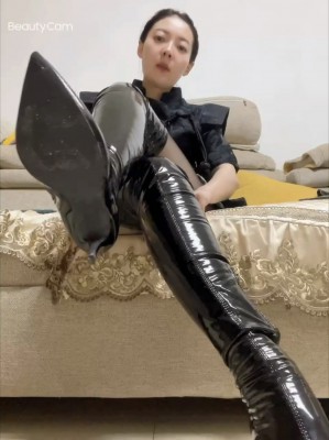 图片[3]_【彼岸花】靴子羞辱诱惑榨金，榨干全家_绳缚吧