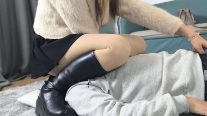 【女神学院·肉肉Rose】性感美臀坐脸_绳缚吧