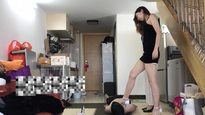 图片[8]_小鱼姐姐晚礼服白高跟携手梦梦女神强制全体重踩踏，踩脖子_绳缚吧