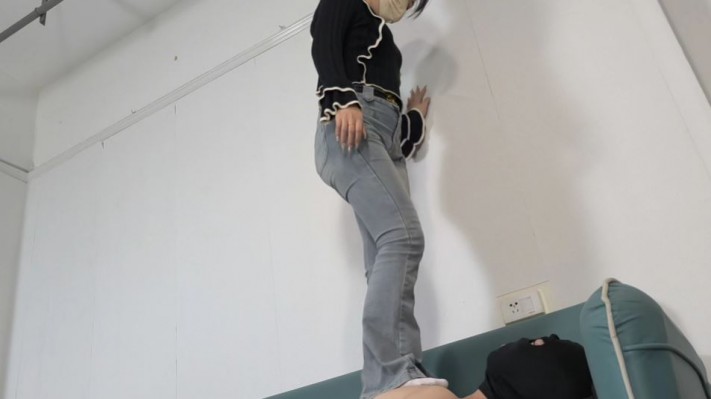 图片[10]_【女神学院·稚主KK】棉袜踩踏踢裆_绳缚吧