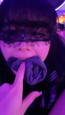 图片[10]_【美美子】KTV女慕伺候-闻靴/臭袜脚捂脸/裸足插嘴舔_绳缚吧
