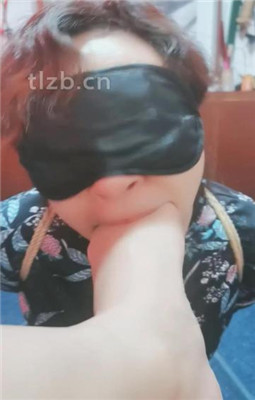 图片[11]_【柔色】捆绑强制贱奴舔脚_绳缚吧