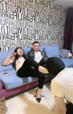 图片[14]_【伊兮夫妻】夫妻主VS绿帽奴-舔脏鞋踩踏骑马_绳缚吧