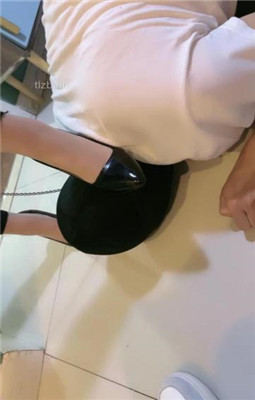 图片[19]_【伊兮夫妻】夫妻主VS绿帽奴-舔脏鞋踩踏骑马_绳缚吧