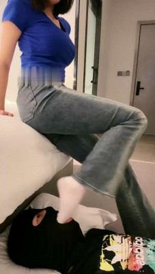图片[7]_【娇娇】小白鞋白袜踩脚垫/近距离舔_绳缚吧