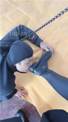 图片[11]_【奈奈】骑马爬行/长靴踩踏/舔脏鞋/磕头求饶_绳缚吧