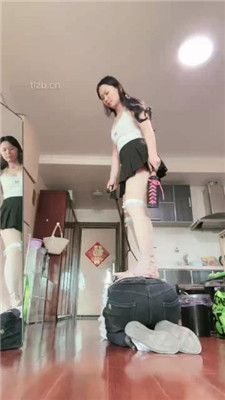 图片[12]_【糯米姐姐】白丝配华伦天奴教训狗奴_绳缚吧