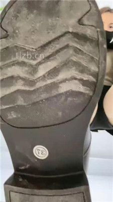 图片[4]_【奈奈】第一视角-脏鞋底胯下辱_绳缚吧